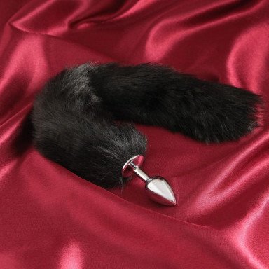 Серебристая анальная втулка с черным хвостиком, фото