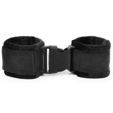 Черные мягкие наручники на липучке, фото