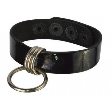 Черный лаковый кожаный браслет с подвесным колечком, фото