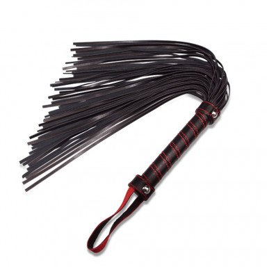 Черная плеть с петлей и контрастной красной строчкой - 45,7 см., фото