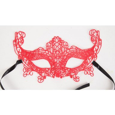 Кружевная маска на глаза в венецианском стиле