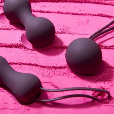 Набор фиолетовых вагинальных шариков Je Joue Ami фото 2