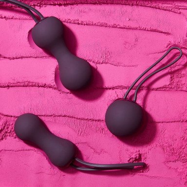 Набор фиолетовых вагинальных шариков Je Joue Ami фото 3