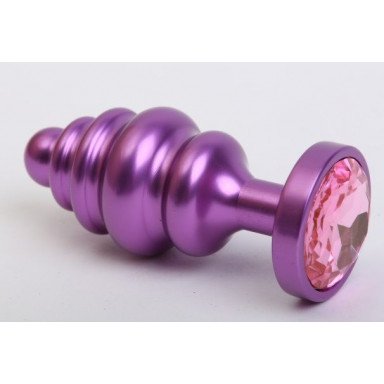 Фиолетовая ребристая анальная пробка с розовым кристаллом - 7,3 см., фото