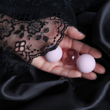 Фиолетовые вагинальные шарики Cosmo Balls с парой сменных шаров фото 5