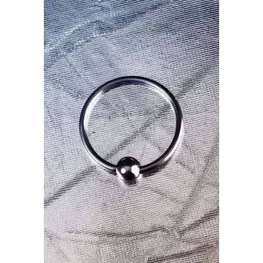 Серебристое кольцо на пенис с шариком фото 5
