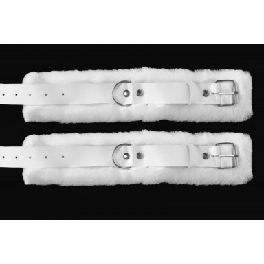 Белые наручники из натуральной кожи с нежным мехом фото 3