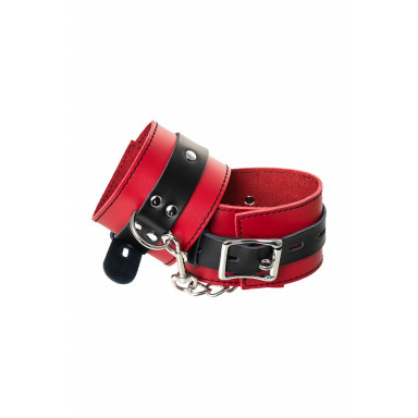 Красно-черные кожаные наручники со сцепкой фото 4