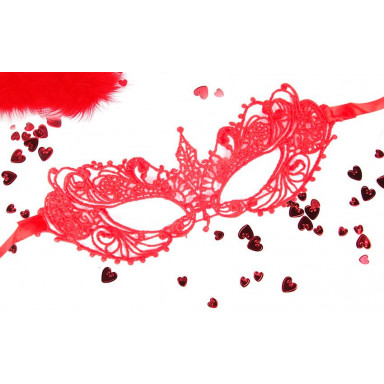 Красная ажурная текстильная маска Кэролин, фото