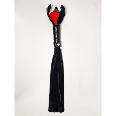Черная замшевая плеть с красной лаковой розой в рукояти - 40 см. фото 2