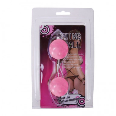 Розовые глянцевые вагинальные шарики фото 2