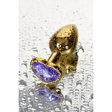 Золотистая анальная втулка с фиолетовым кристаллом-сердечком - 7 см. фото 2
