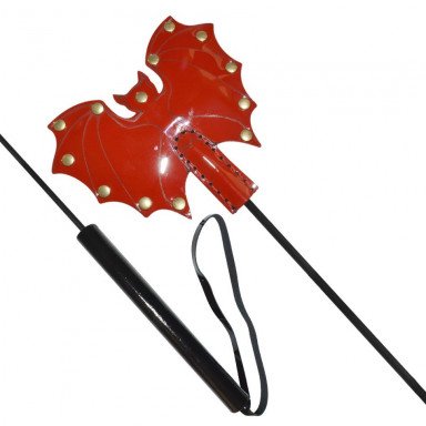 Стек с красным лаковым кожаным шлепком в виде летучей мыши - 60 см. фото 2