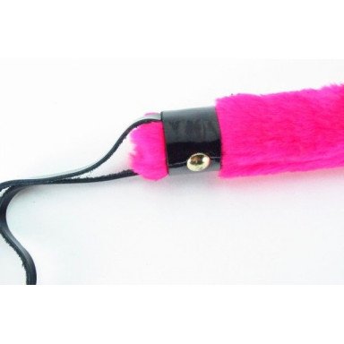 Плеть из лака с розовым мехом BDSM Light - 43 см. фото 3
