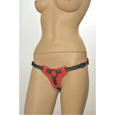 Красно-чёрные трусики для фиксации насадок кольцом Kanikule Leather Strap-on Harness Anatomic Thong фото 2