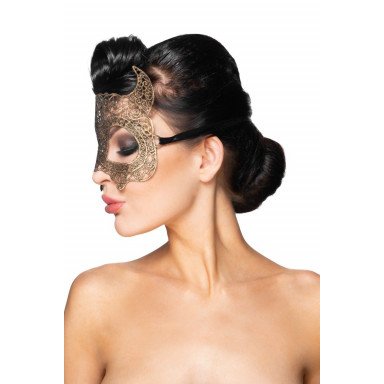 Золотистая карнавальная маска Альнаир фото 3