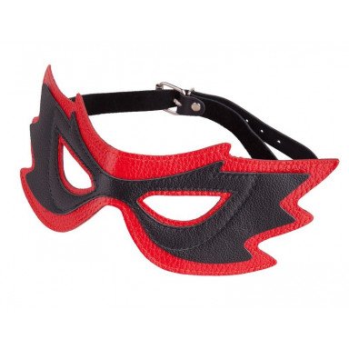 Чёрно-красная маска с прорезями для глаз, фото