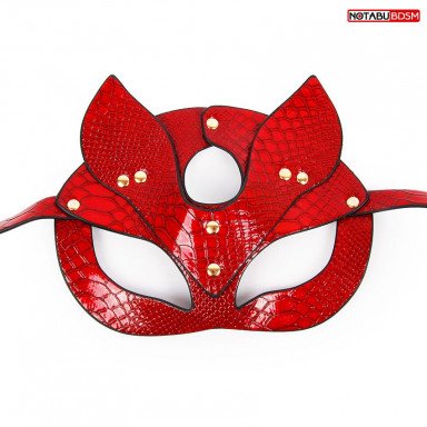Красная игровая маска с ушками, фото